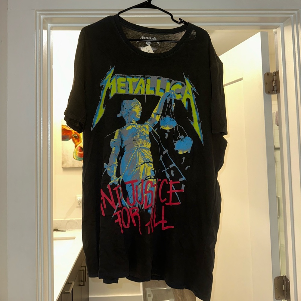 Aeropostale Vintage Metallica Graphic Band Tee